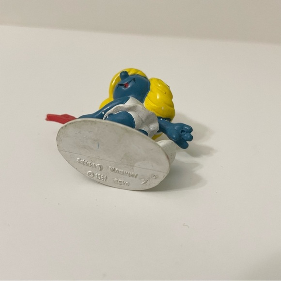Lot of 4 Smurf Smurfette Figures Toys Ballerina - Picture 16 of 16